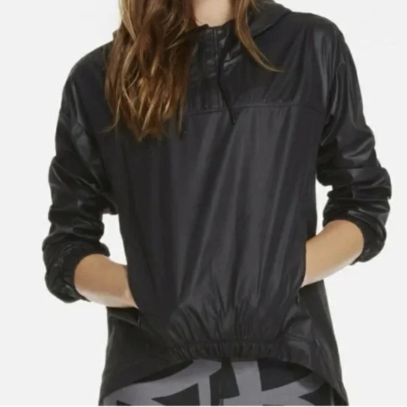 Fabletics women's black windbreaker jacket - Picture 2 of 7